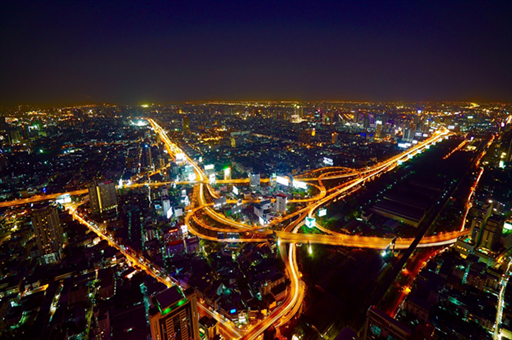 百胜中国2024年收入增长3%，低线扩张和咖啡成关键驱动力